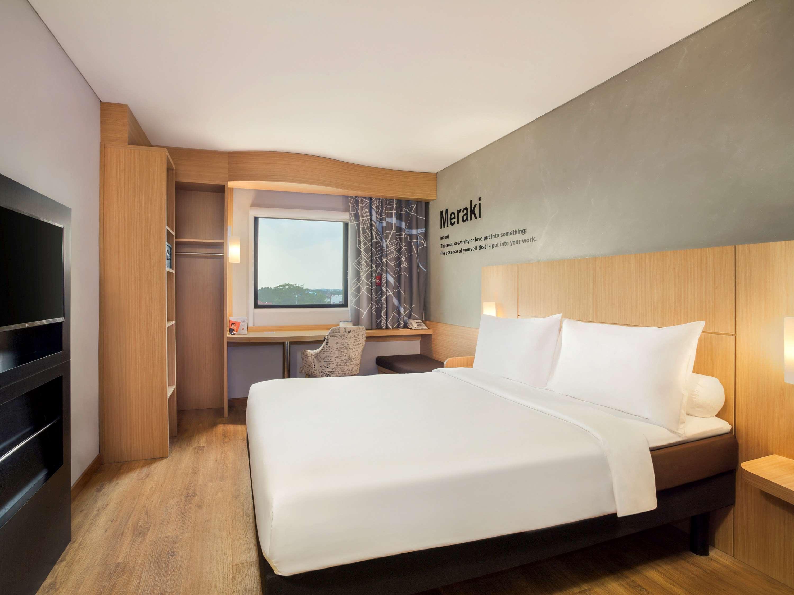 Ibis Pontianak City Center Ngoại thất bức ảnh