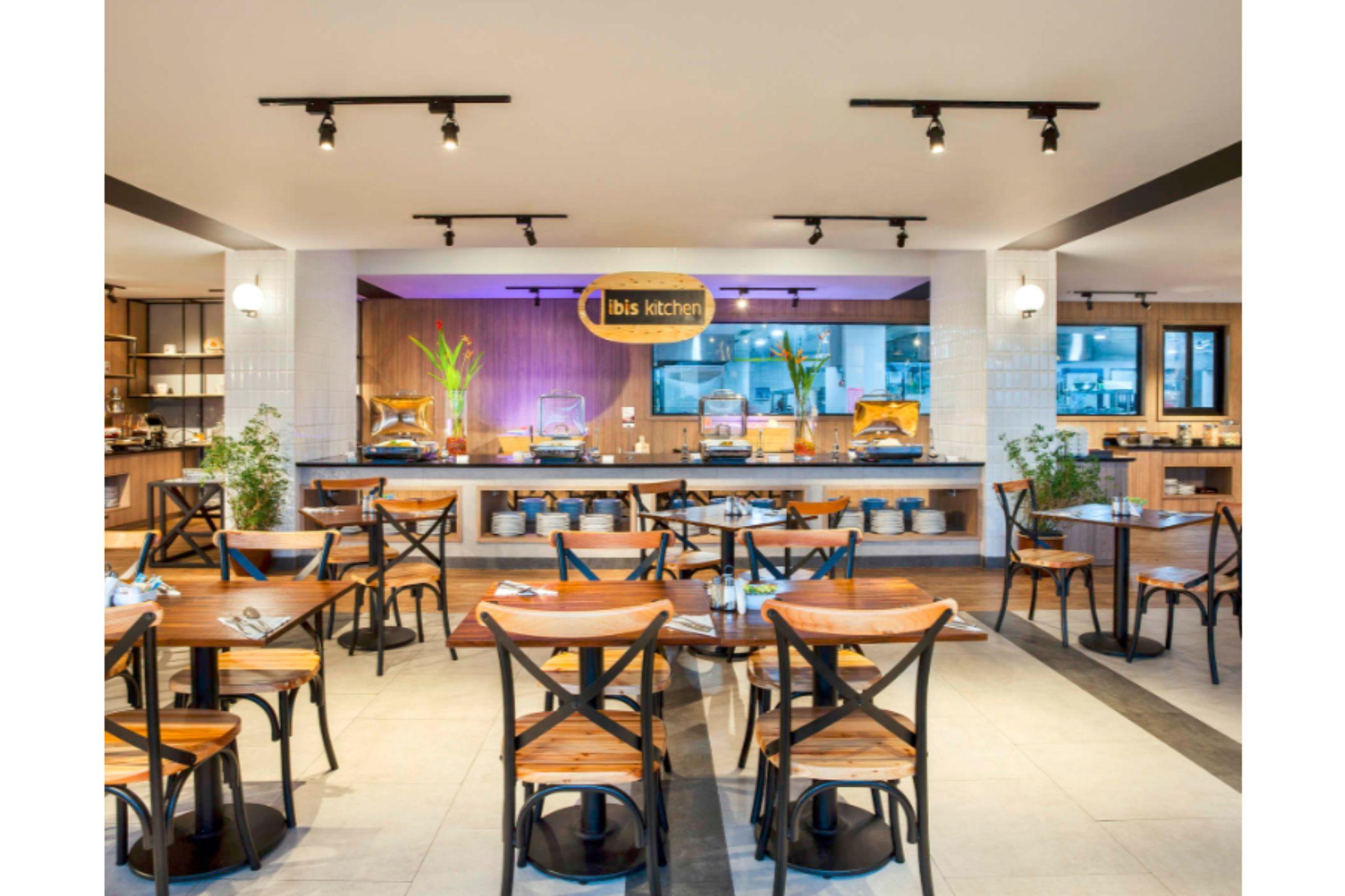 Ibis Pontianak City Center Ngoại thất bức ảnh