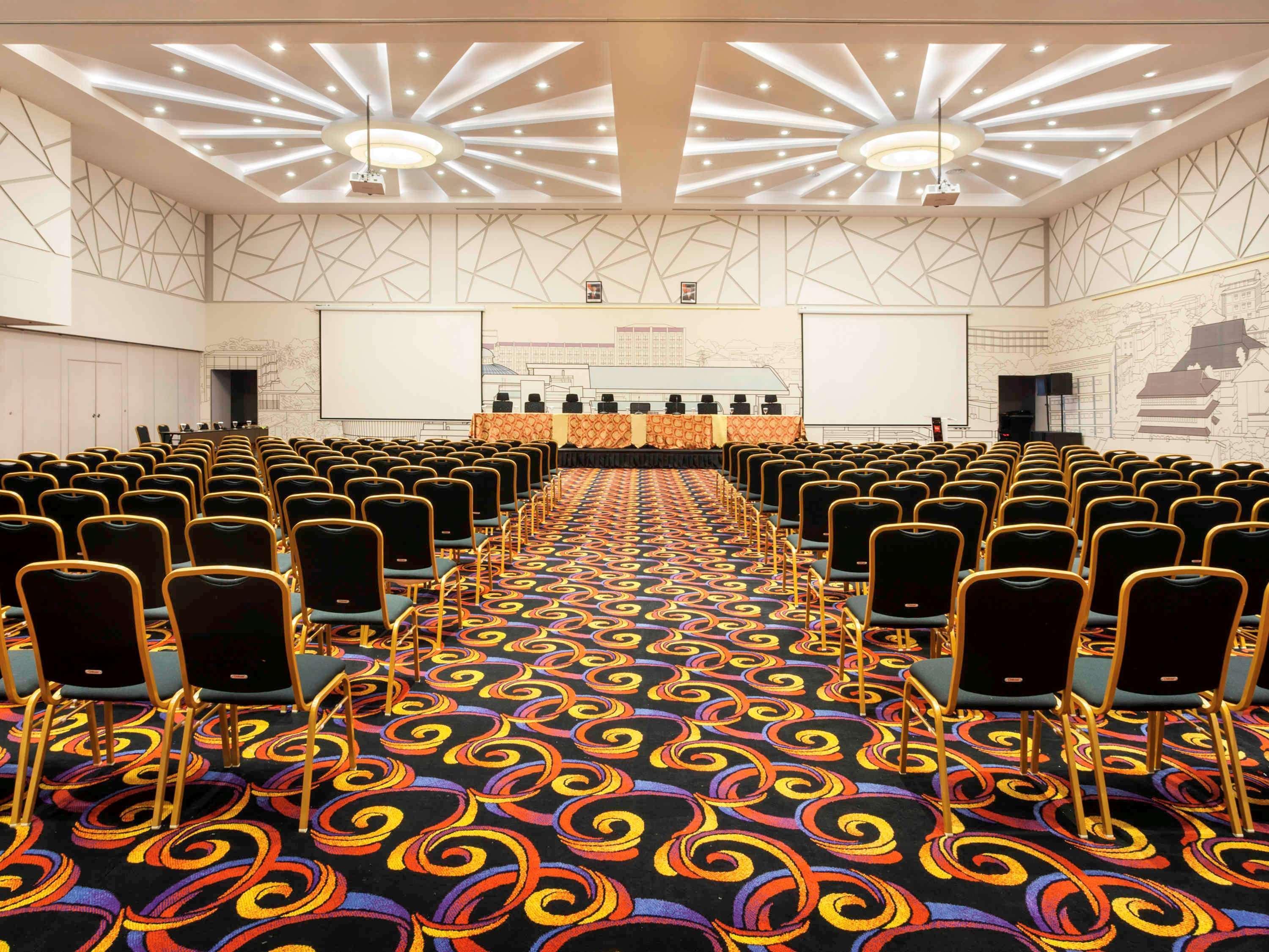 Ibis Pontianak City Center Ngoại thất bức ảnh