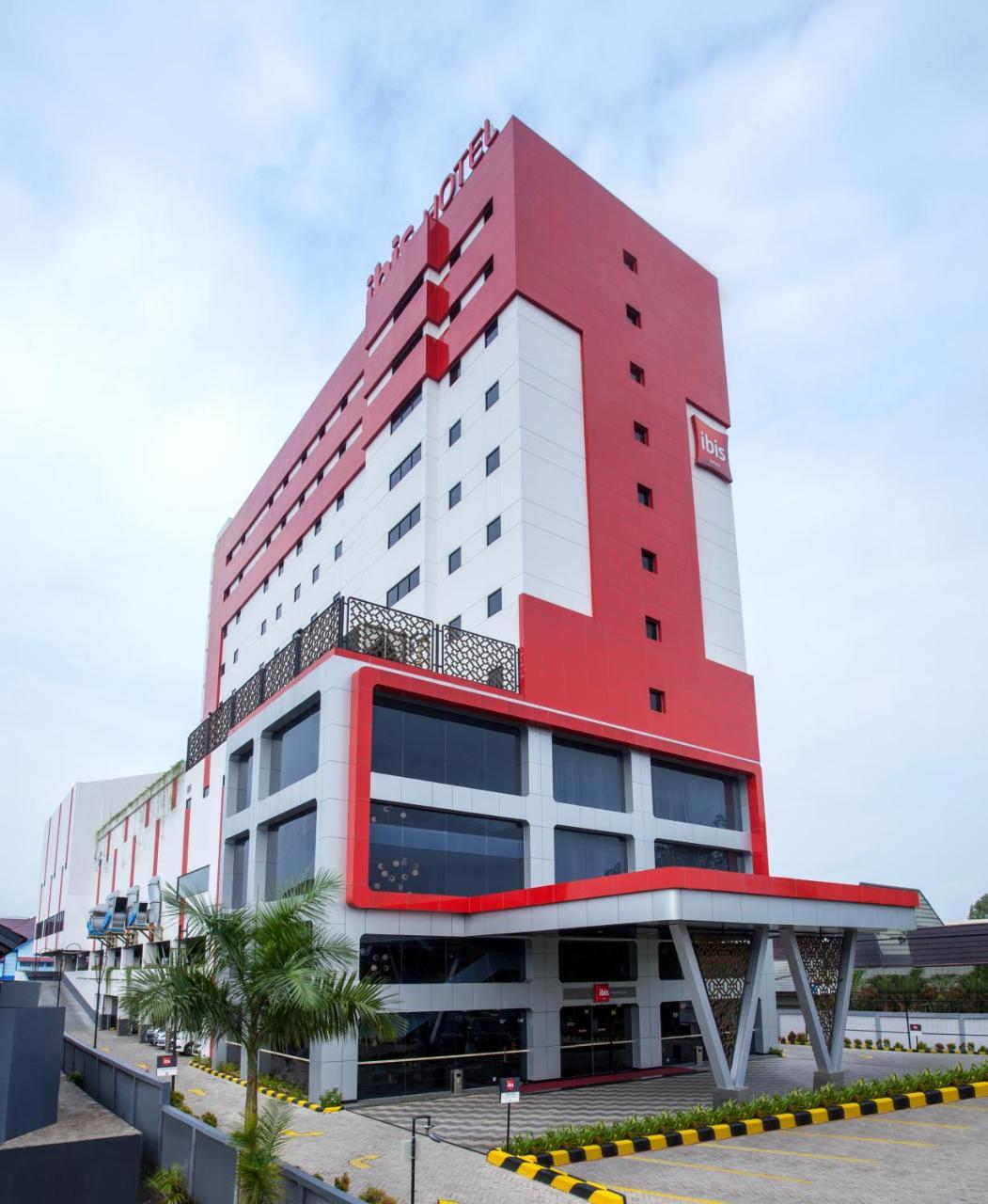 Ibis Pontianak City Center Ngoại thất bức ảnh