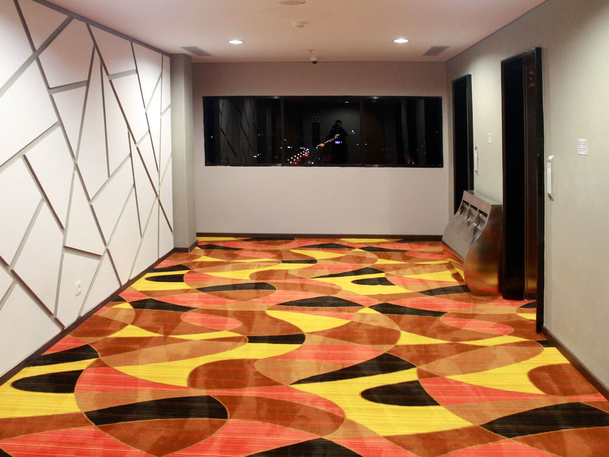Ibis Pontianak City Center Ngoại thất bức ảnh